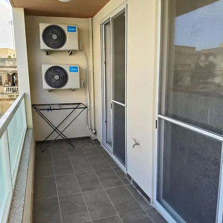 Jaci Apartaments Saint Julian's Exterior photo